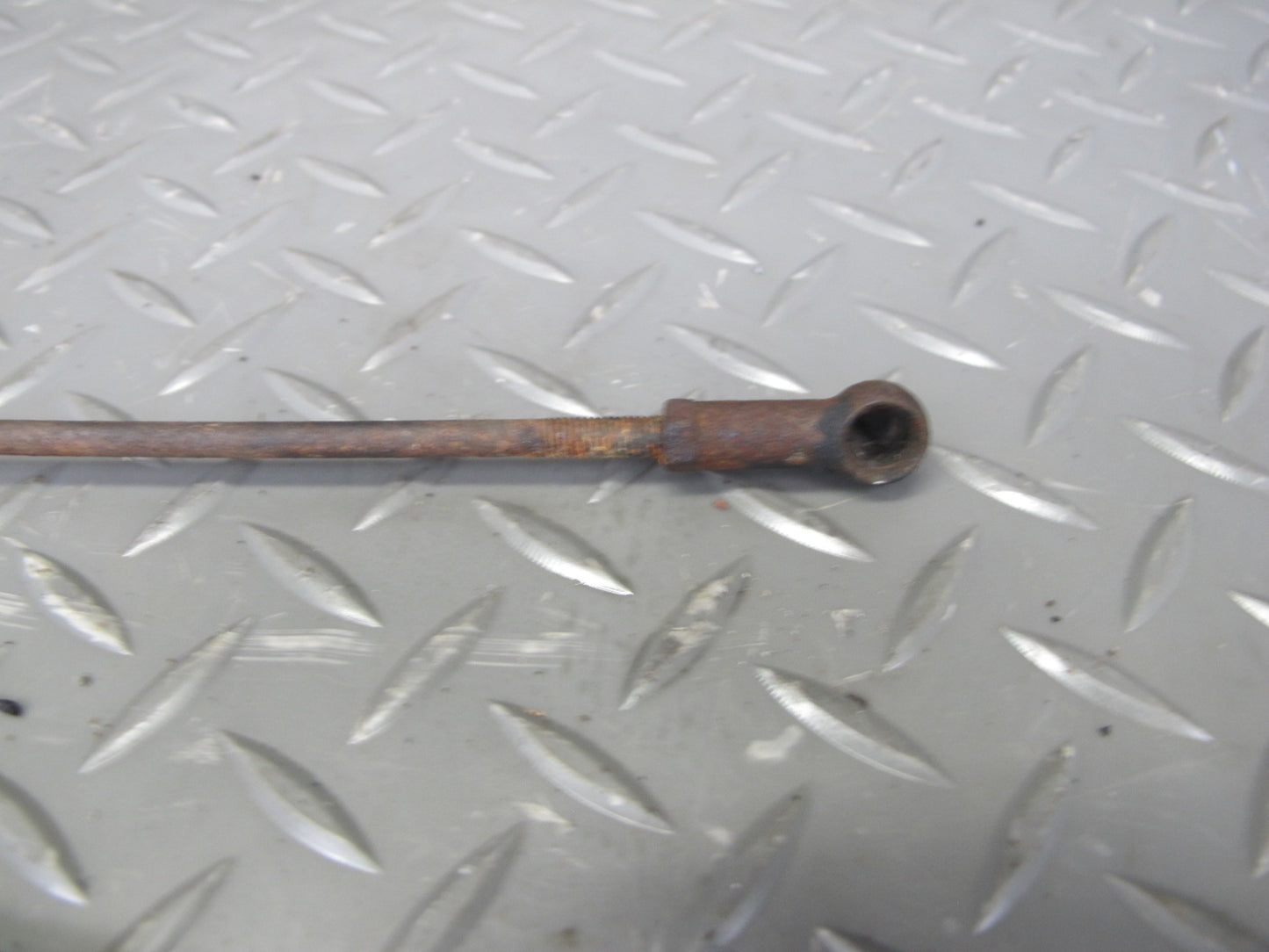 77-85 Mercedes W123 Gas Accelerator Linkage Bracket Support Set OEM