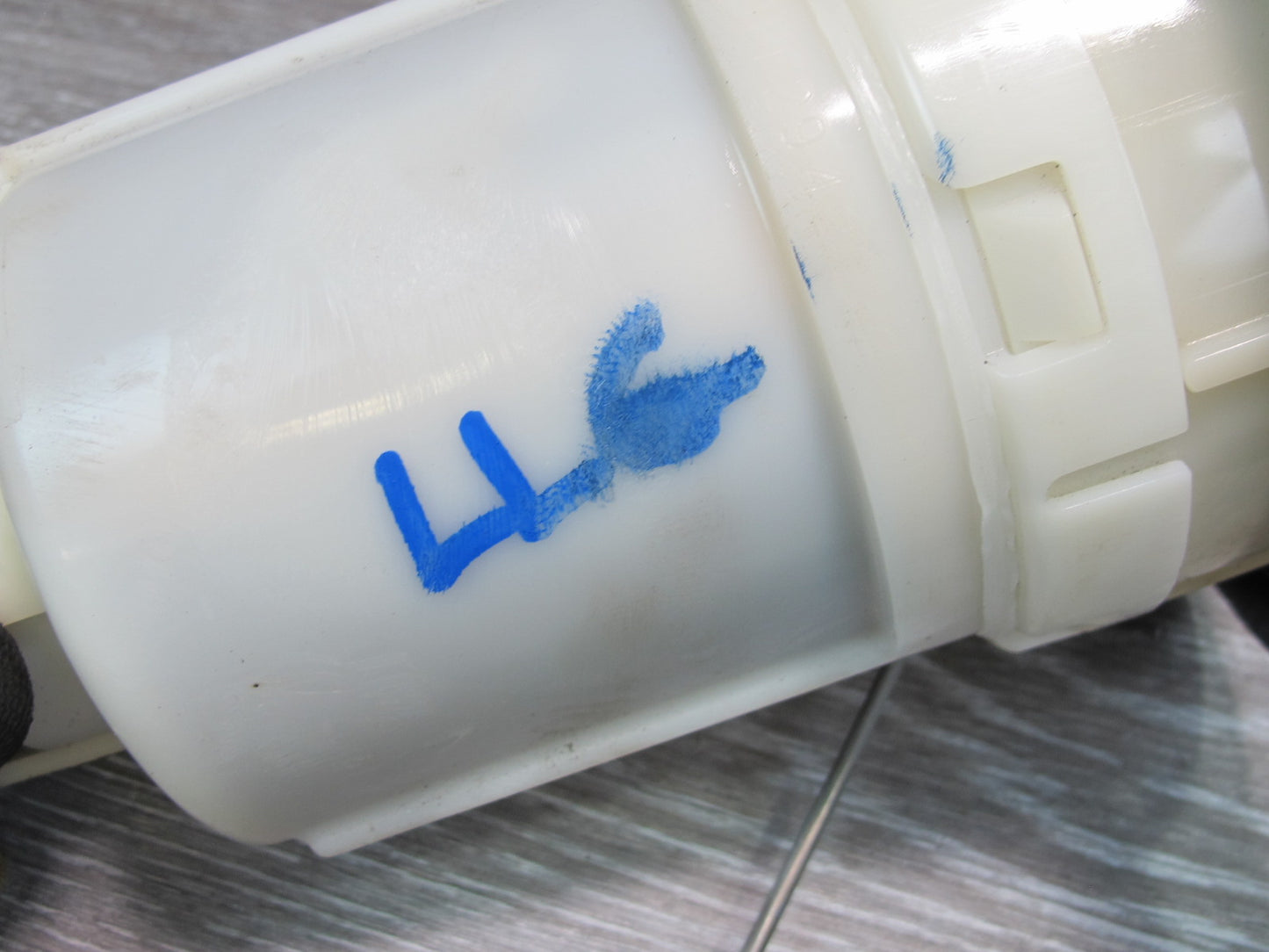 01-05 Lexus JZS160L GS300 Set of 2 Fuel Pump Level Sensor Assembly OEM