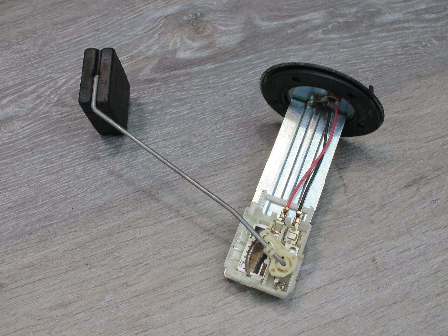 01-05 Lexus JZS160L GS300 Set of 2 Fuel Pump Level Sensor Assembly OEM