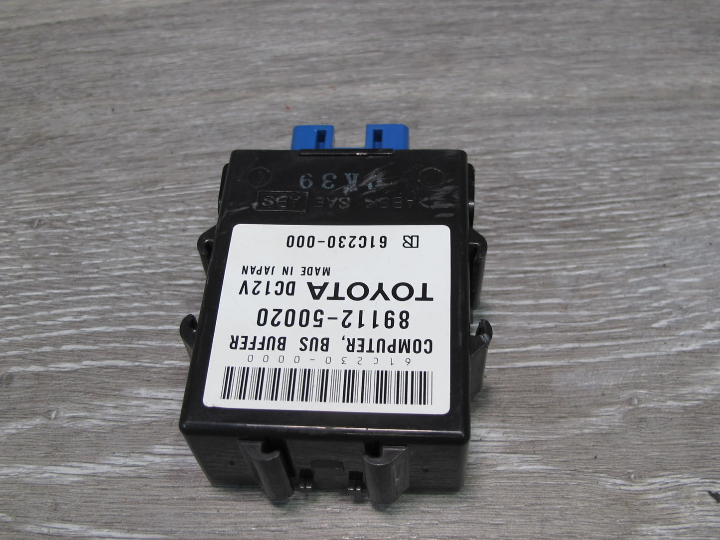 01-06 Lexus UCF30L LS430 BUS Buffer Noise Filter Control Module 89112-50020 OEM