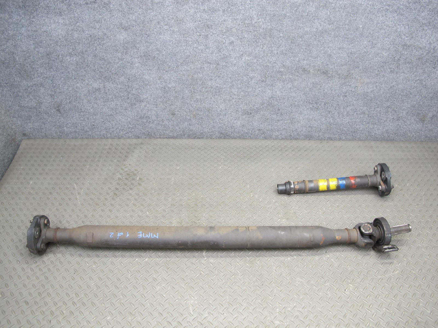 82-85 Mercedes W123 300D Sedan AT Rear Driveshaft Drive Shaft OEM