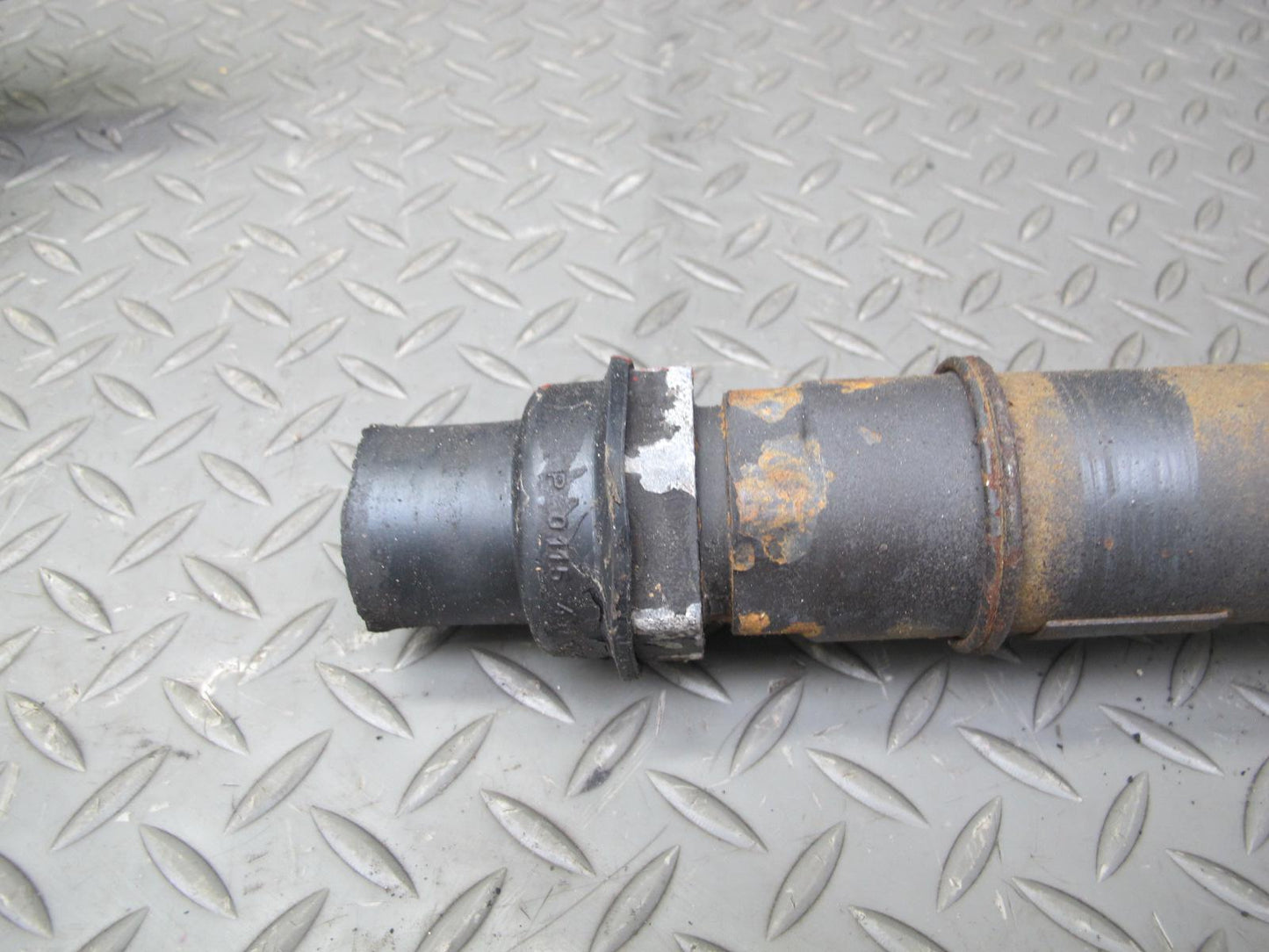 82-85 Mercedes W123 300D Sedan AT Rear Driveshaft Drive Shaft OEM