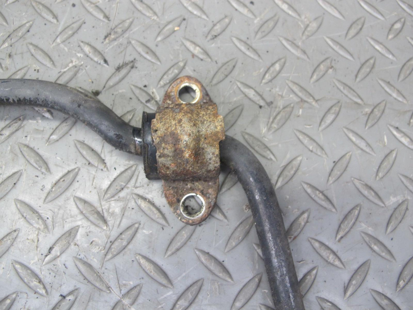 75-85 Mercedes W123 Rear Anti Roll Skate Stabilizer Sway Bar OEM