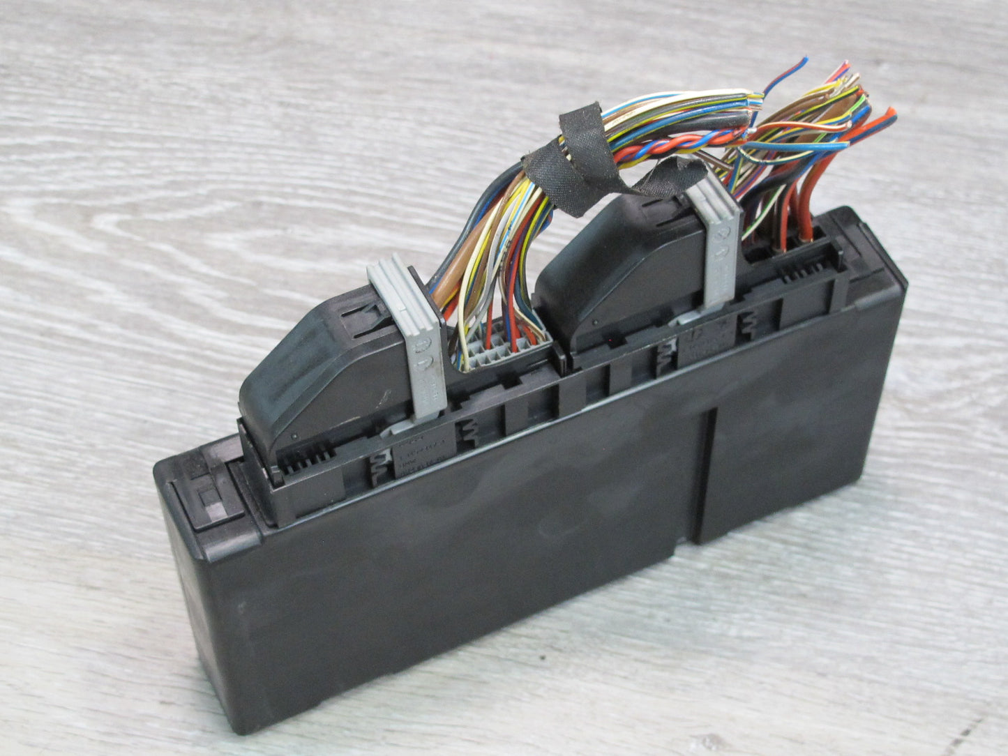 2006-2010 BMW E63 E64 High Body Control Module Unit BCM BCU 9133143