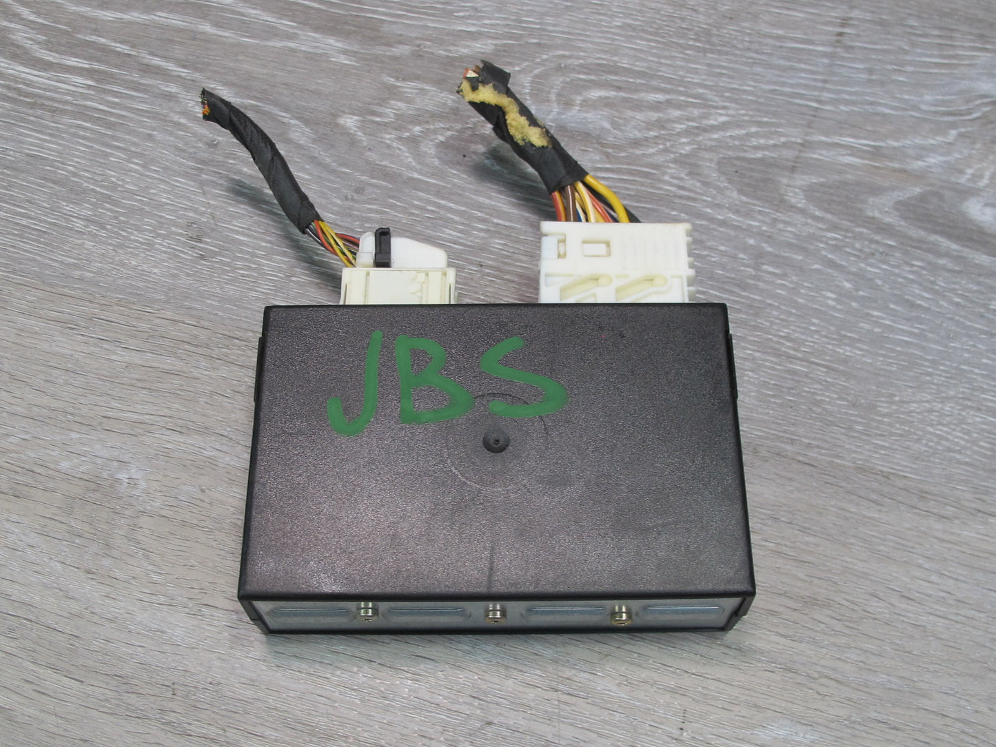 2006-2010 BMW E63 E64 M6 Suspension Damping Control Module 6773912