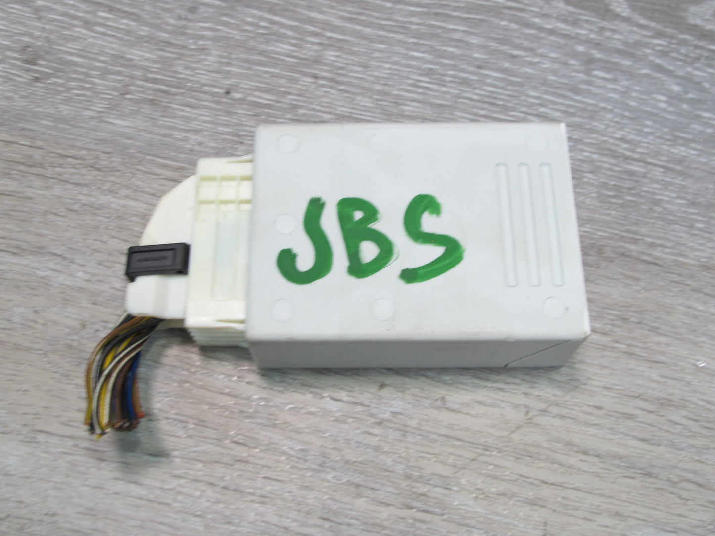 2006-2010 BMW E63 E64 TPMS RDC Tire Pressure Monitor Sensor Module 6778387