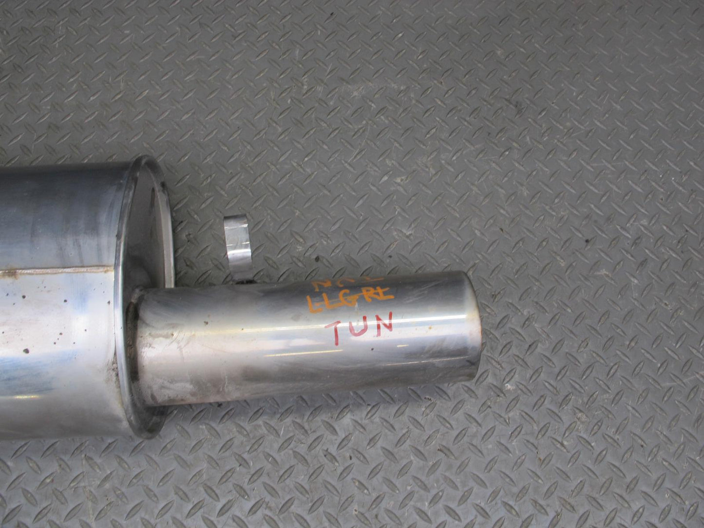 01-05 Lexus JZS160L GS300 Set of 2 Rear Left & Right Exhaust Muffler C-one