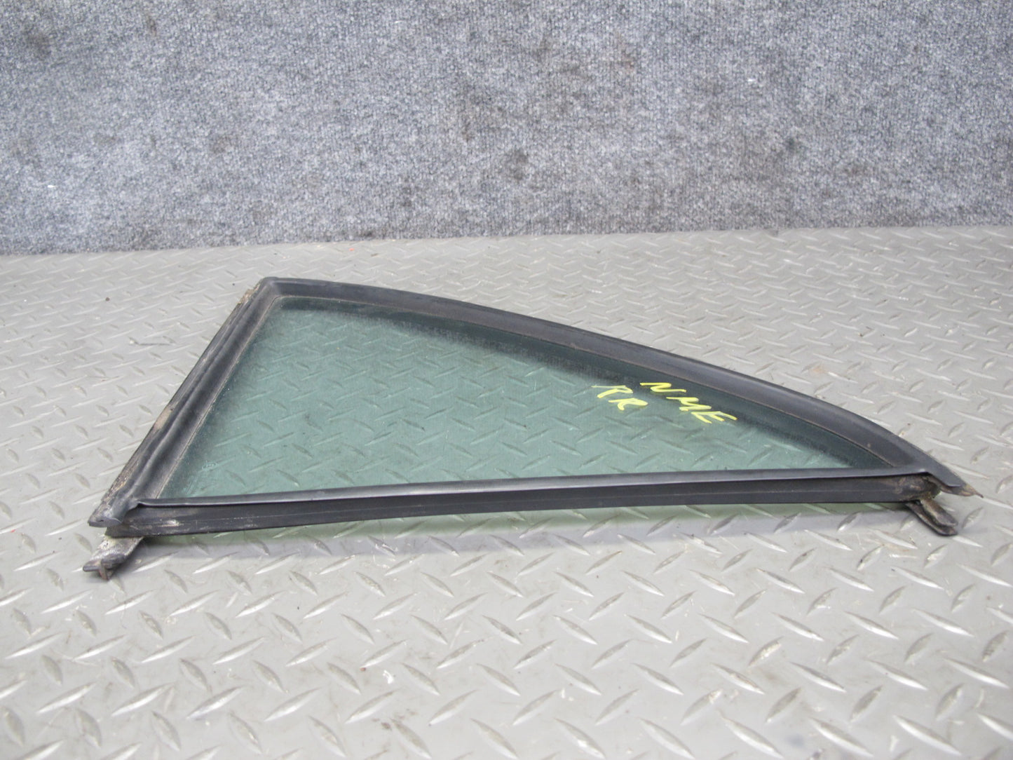 75-85 Mercedes W123 Rear Right Door Vent Glass Window OEM