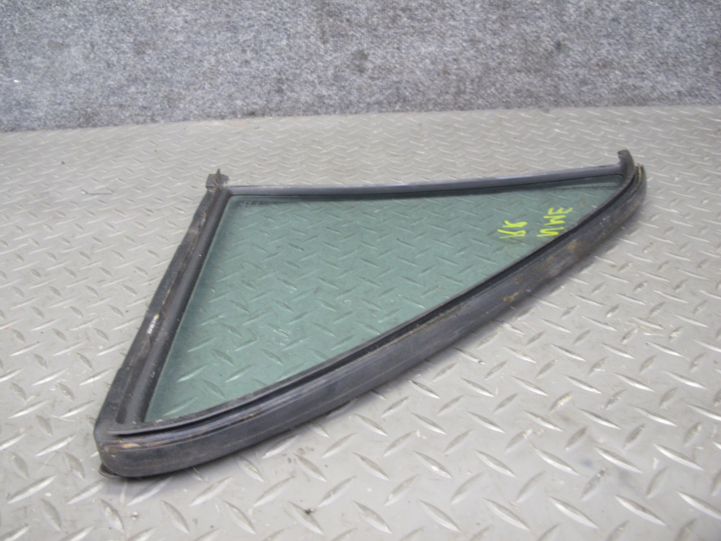 75-85 Mercedes W123 Rear Right Door Vent Glass Window OEM