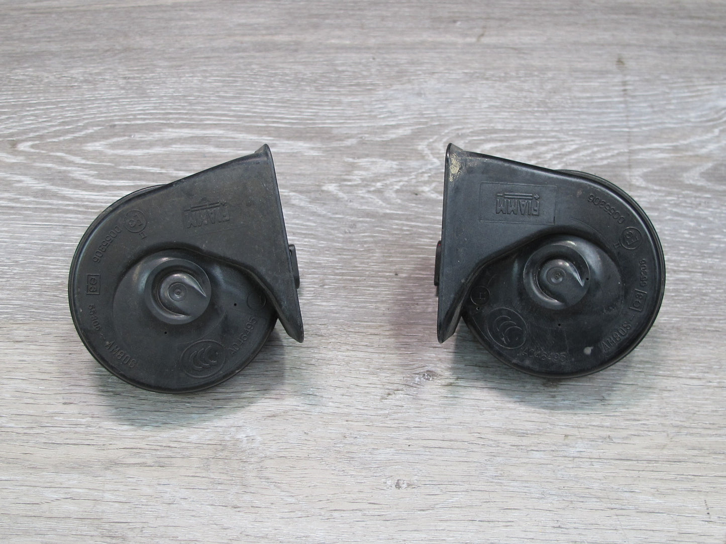 2008-2014 BMW E71 E72 X6 High & Low Tone Note Pitch Horn Signal Set of 2