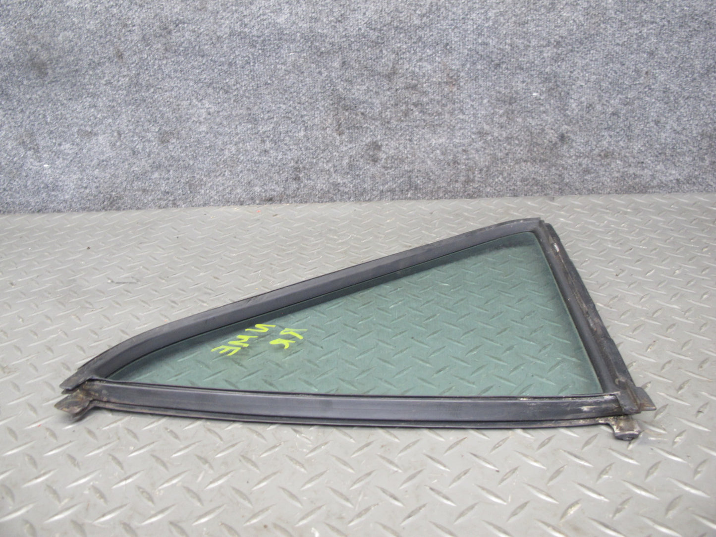75-85 Mercedes W123 Rear Right Door Vent Glass Window OEM