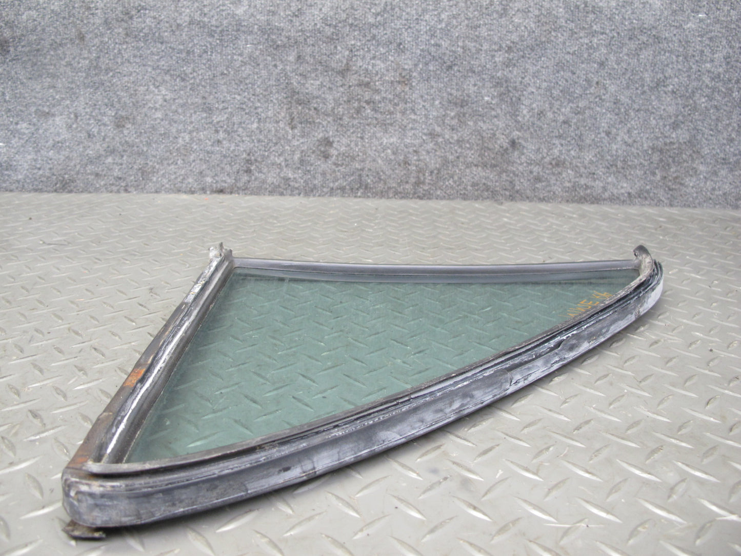 75-83 Mercedes W123 Rear Right Door Vent Glass Window OEM