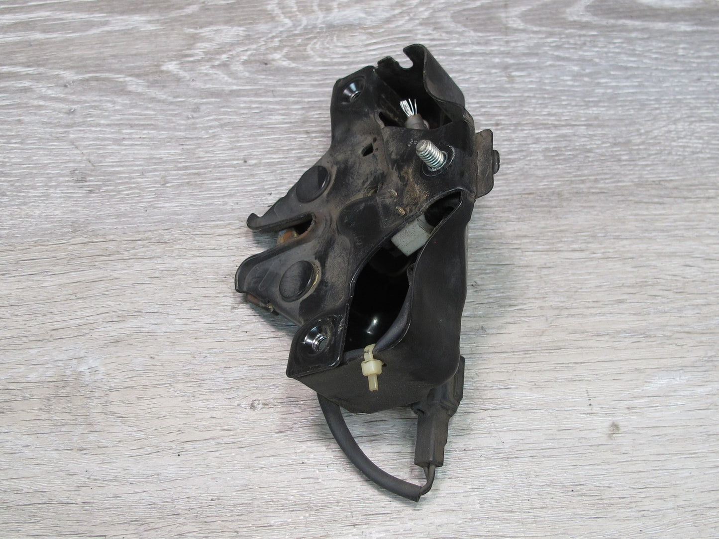 95-00 Lexus UCF20L LS400 Front Hood Bonnet Lock Latch OEM