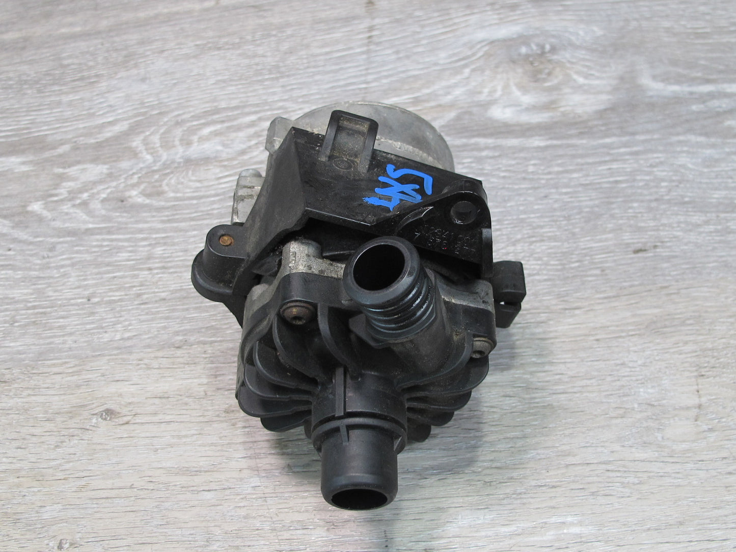2008-2014 BMW E71 E72 X6 Secondary Auxiliary Electric Water Coolant Pump