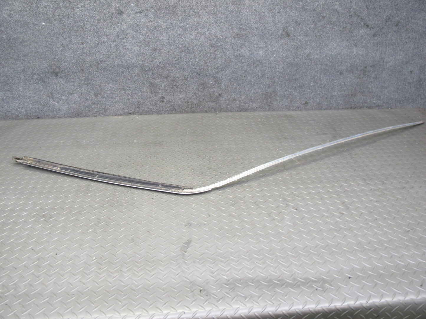 77-85 Mercedes W123 Sedan Left & Right Door Upper Roof Chrome Trim Molding Set