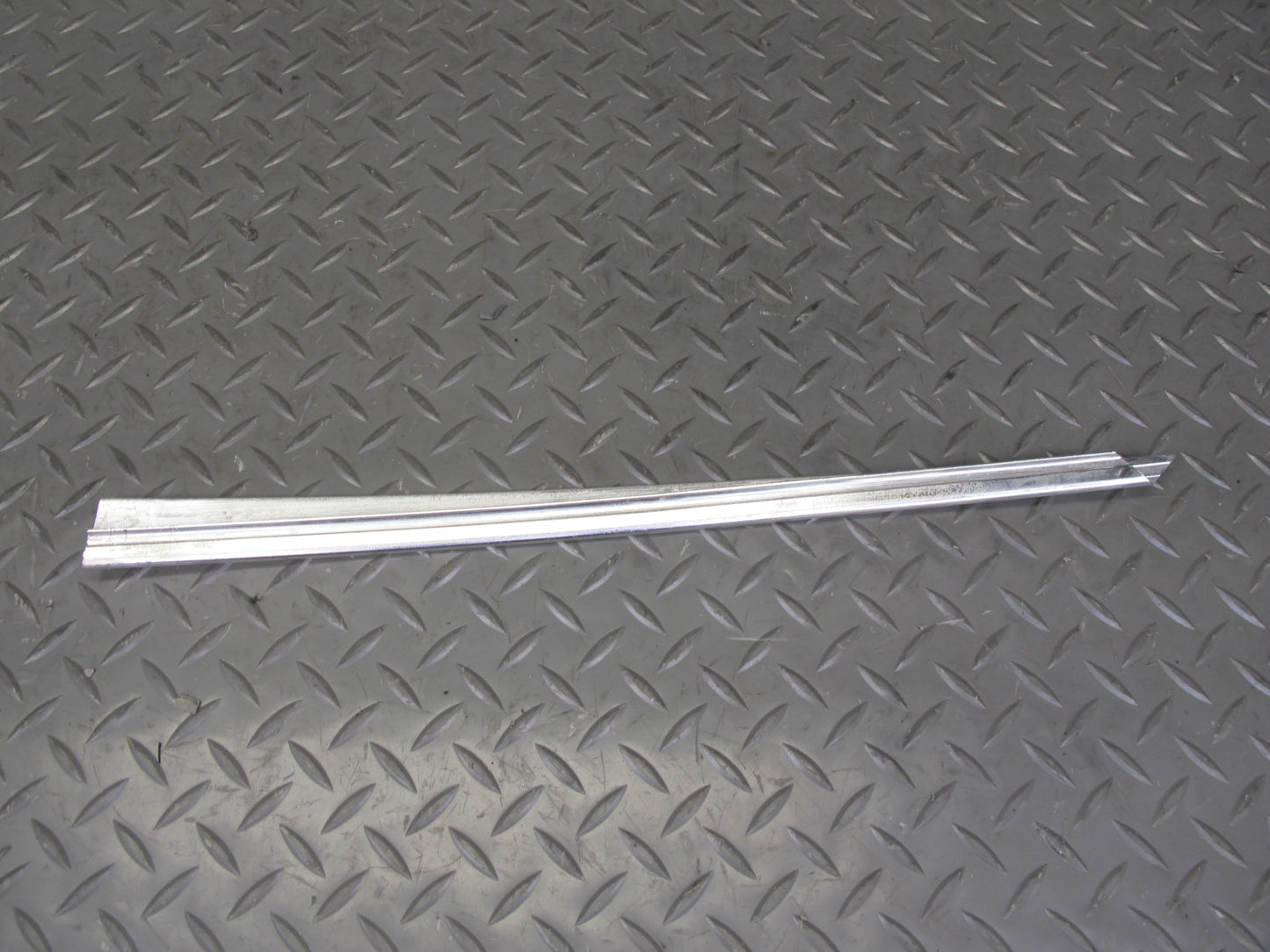 77-85 Mercedes W123 Sedan Front & Rear Left Door Chrome Trim Molding Set OEM