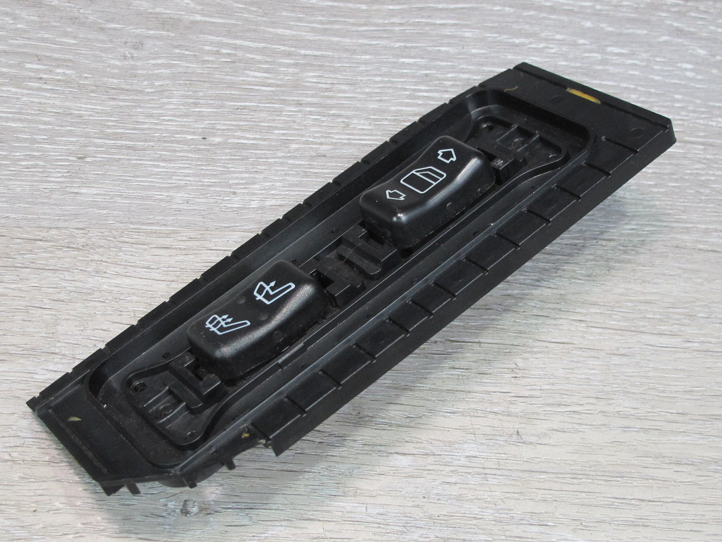 94-99 Mercedes W140 S-class Rear Right Door Window Heated Seat Switch OEM