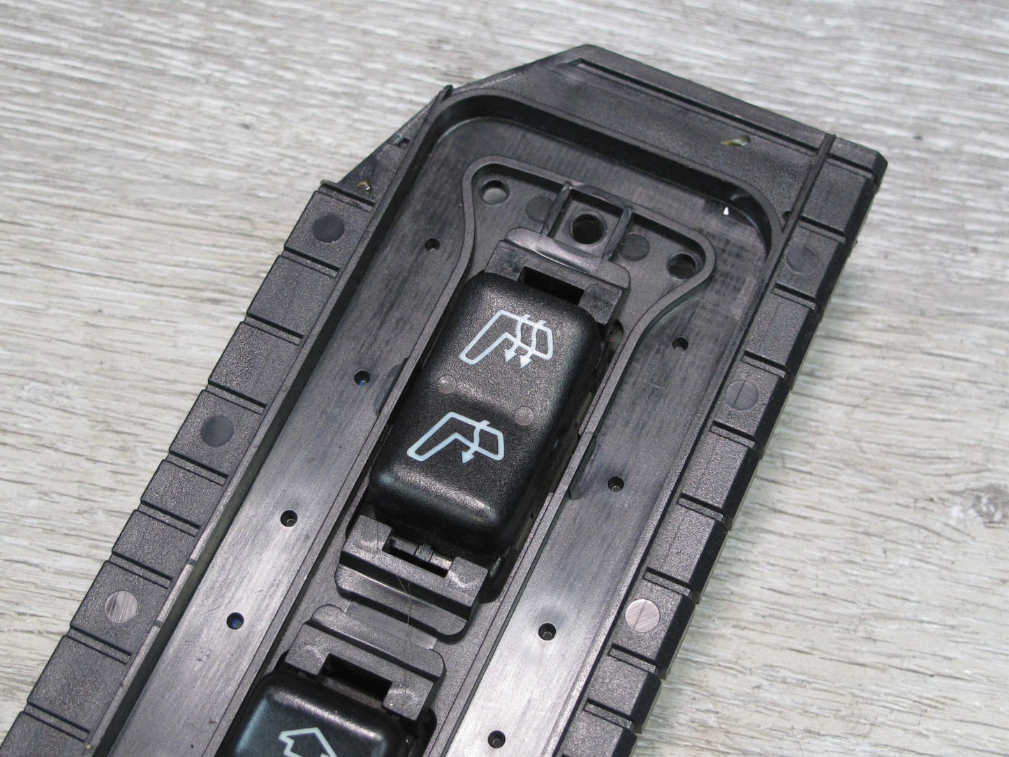 94-99 Mercedes W140 S-class Rear Right Door Window Heated Seat Switch OEM