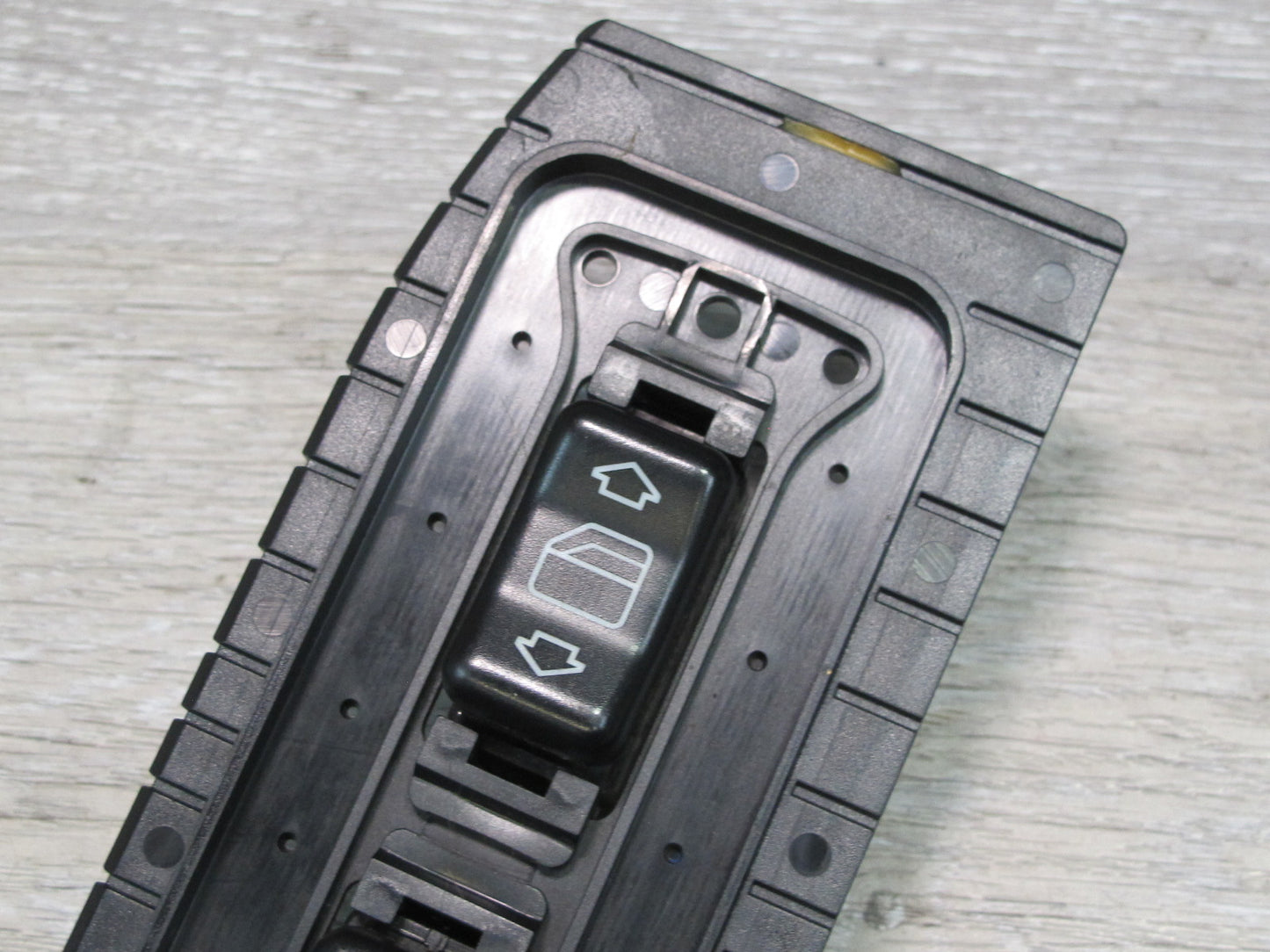 94-99 Mercedes W140 S-class Rear Right Door Window Heated Seat Switch OEM