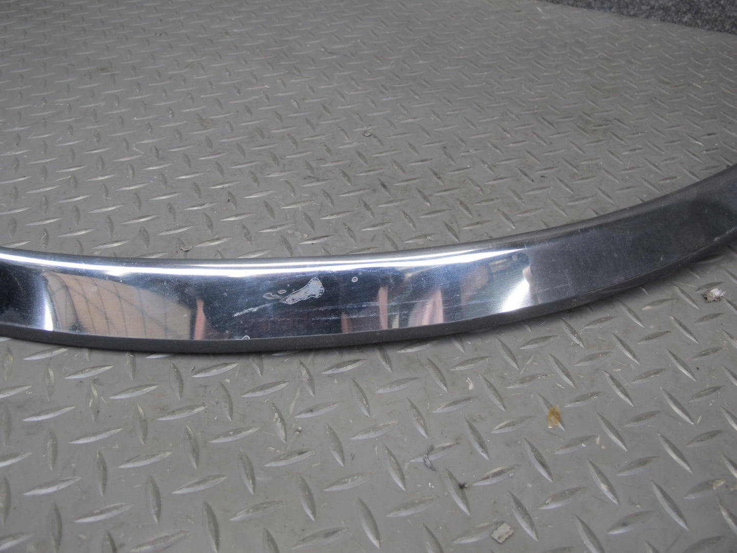 77-85 Mercedes W123 Set of 2 Rear Wheel Arch Fender Flare Chrome Trim Cover OEM
