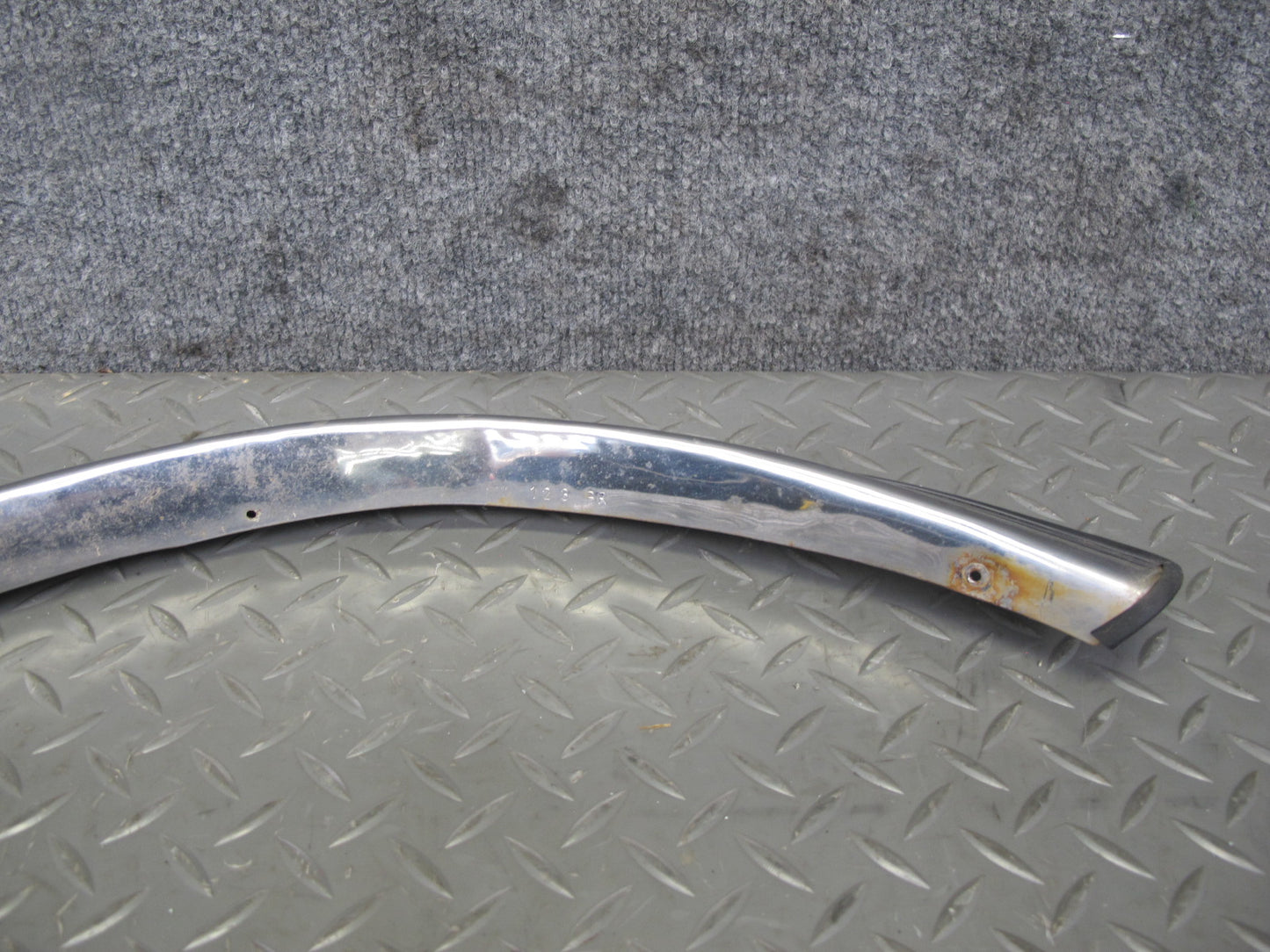 77-85 Mercedes W123 Set of 2 Rear Wheel Arch Fender Flare Chrome Trim Cover OEM