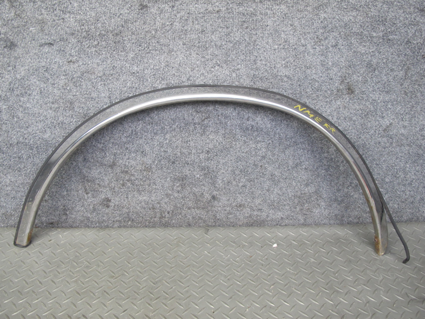 77-85 Mercedes W123 Set of 2 Rear Wheel Arch Fender Flare Chrome Trim Cover OEM
