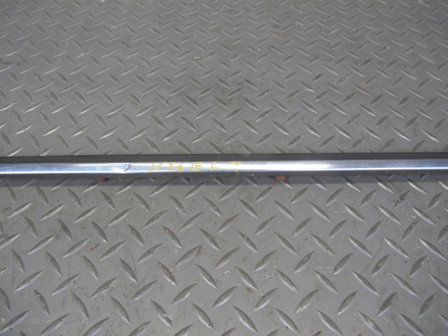 77-85 Mercedes W123 Rear Right Quarter Front Right Door Chrome Trim Molding Set