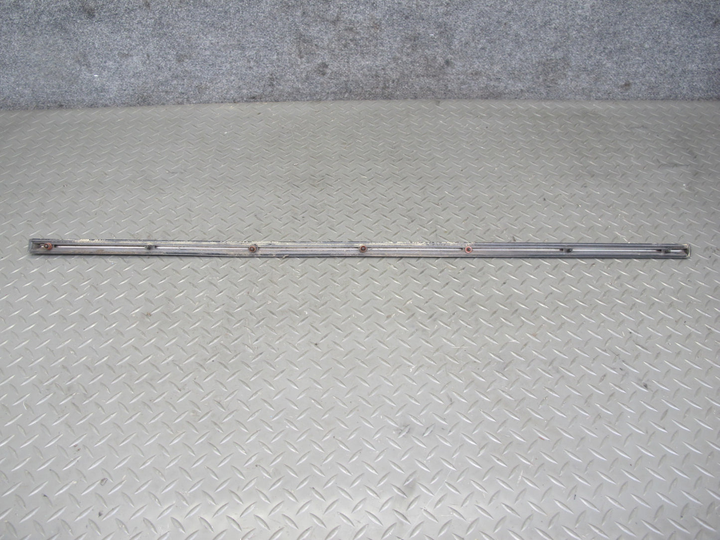 77-85 Mercedes W123 Rear Right Quarter Front Right Door Chrome Trim Molding Set