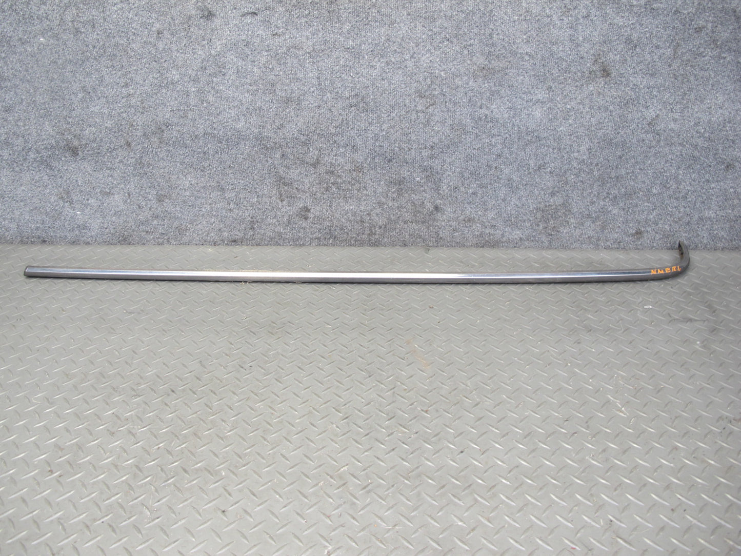 77-85 Mercedes W123 Left Quarter Door Side Chrome Trim Molding SE T OEM