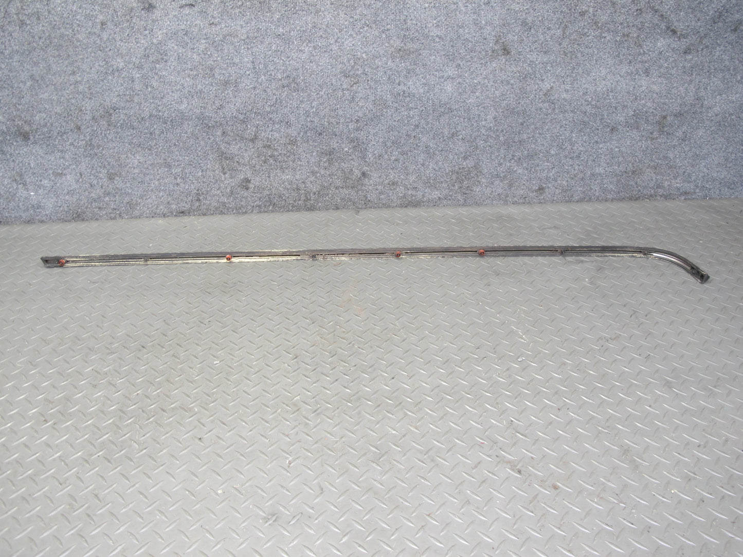 77-85 Mercedes W123 Left Quarter Door Side Chrome Trim Molding SE T OEM