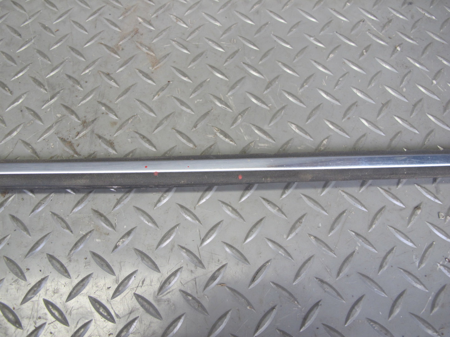 77-85 Mercedes W123 Left Quarter Door Side Chrome Trim Molding SE T OEM