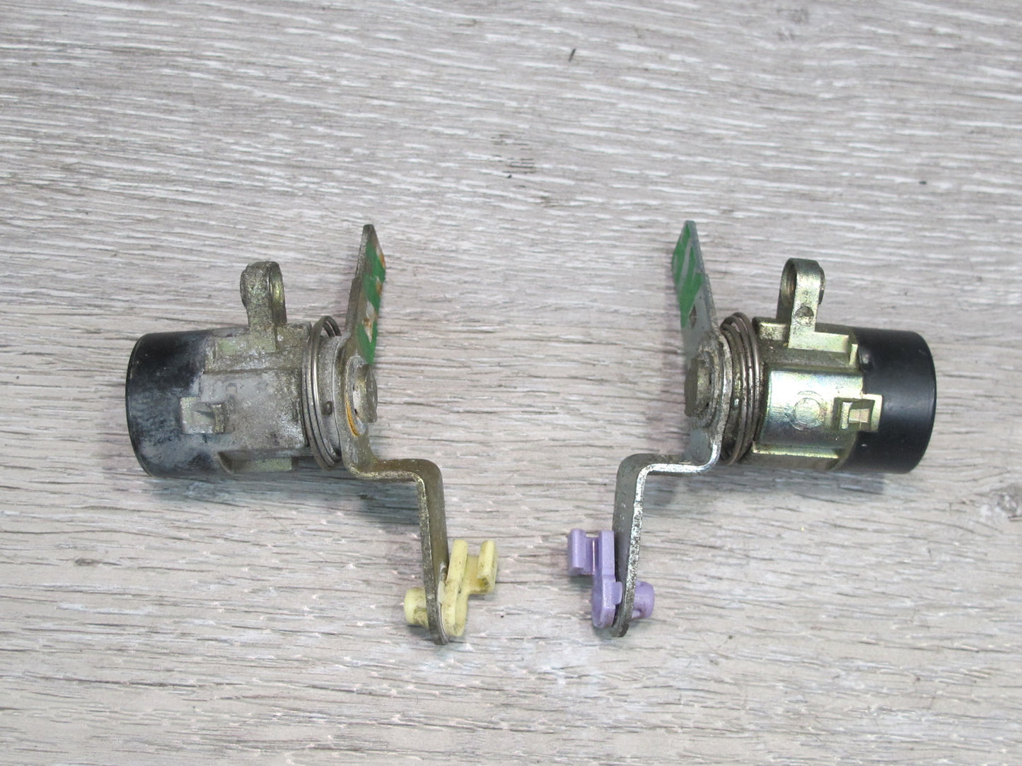 91-96 Dodge Stealth Ignition Switch Door Trunk Lock Cylinder KEY Set OEM