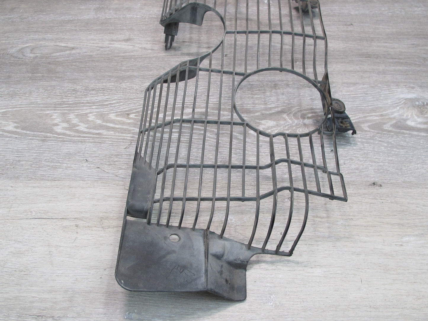 94-99 Mercedes W140 M119 Engine Cooling Fan Shroud Cover Grille 1405050388 OEM
