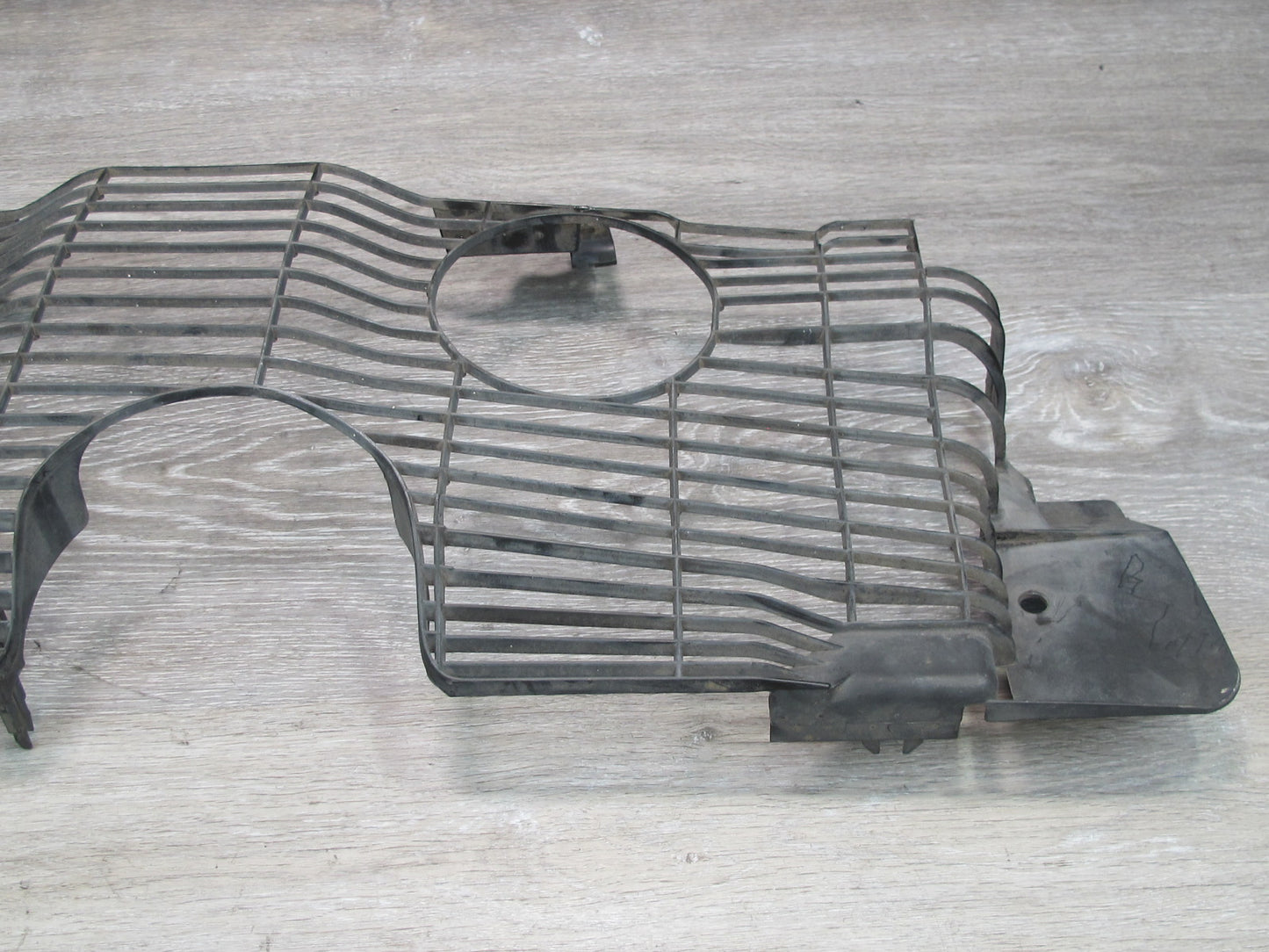 94-99 Mercedes W140 M119 Engine Cooling Fan Shroud Cover Grille 1405050388 OEM