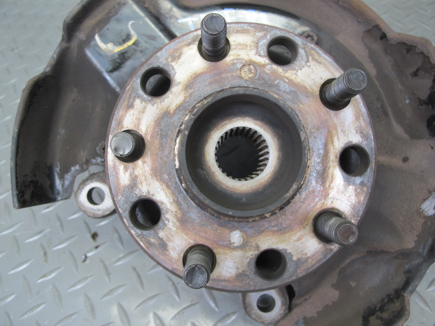 91-95 Toyota SW21L MR2 NON Turbo Non-abs Rear Left Spindle Knuckle Wheel Hub OEM