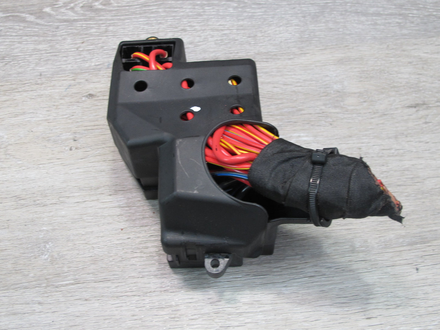 2003-2010 Porsche Cayenne 957 Dash Cabin Fuse Junction Relay Box 7L0941828