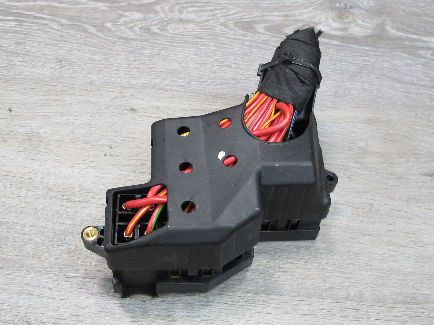 2003-2010 Porsche Cayenne 957 Dash Cabin Fuse Junction Relay Box 7L0941828