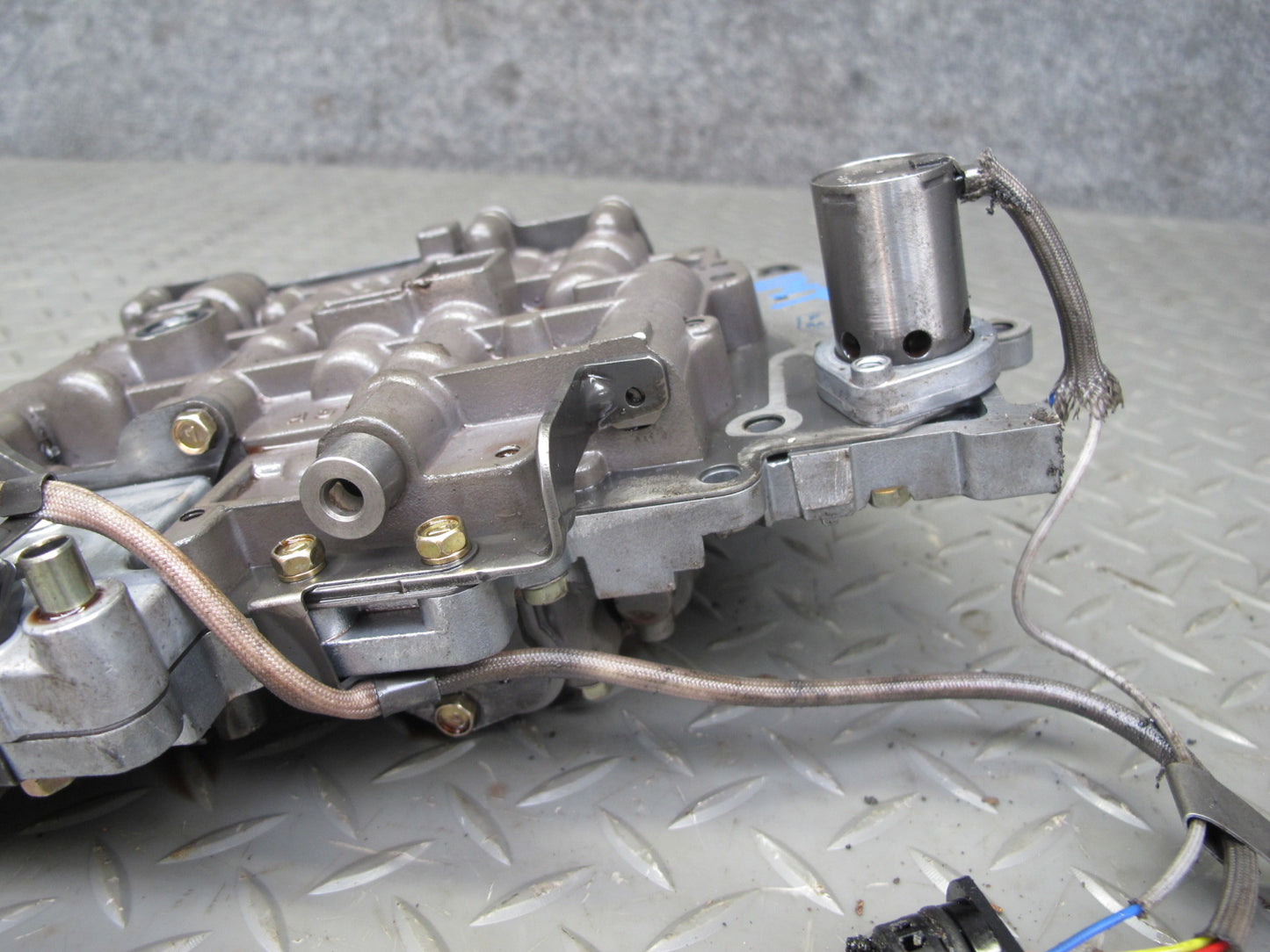 91-93 Dodge Stealth 3000GT F4A33 AT Auto Transmission Valve Body Mechatronic OEM