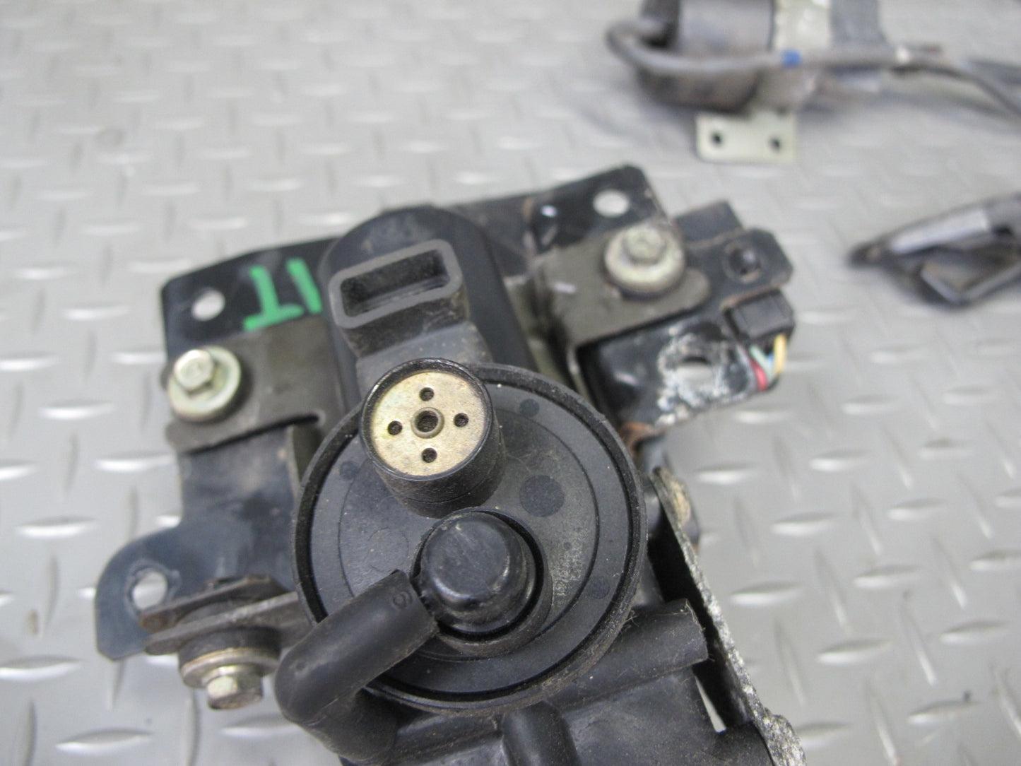 91-99 Dodge Stealth 3000GT FWD NA Cruise Control Actuator Motor & Gas Pedal OEM