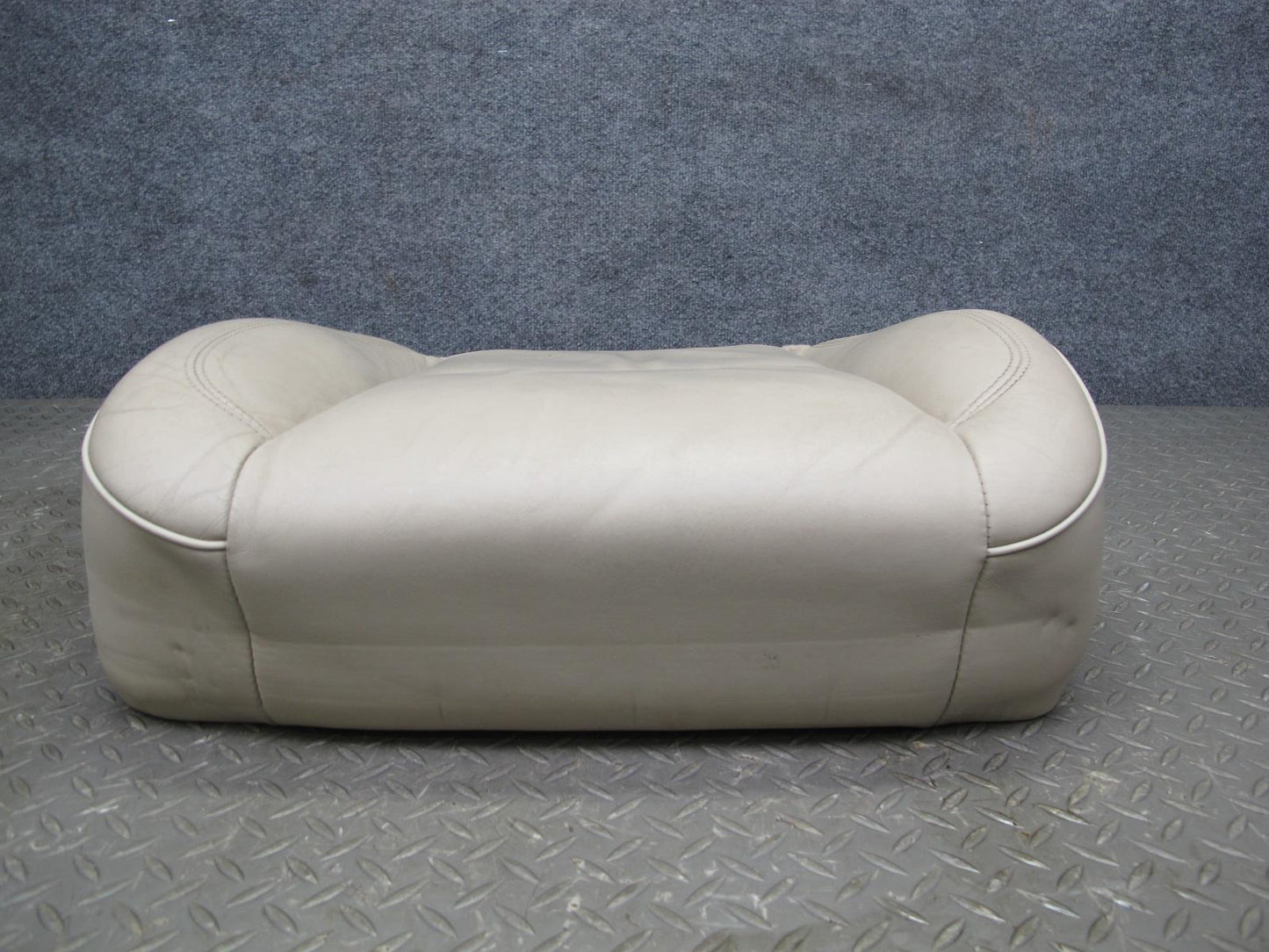 03-05 Lexus JZS160L GS300 Front Right Leather Heat Seat Lower Cushion Ivory OEM
