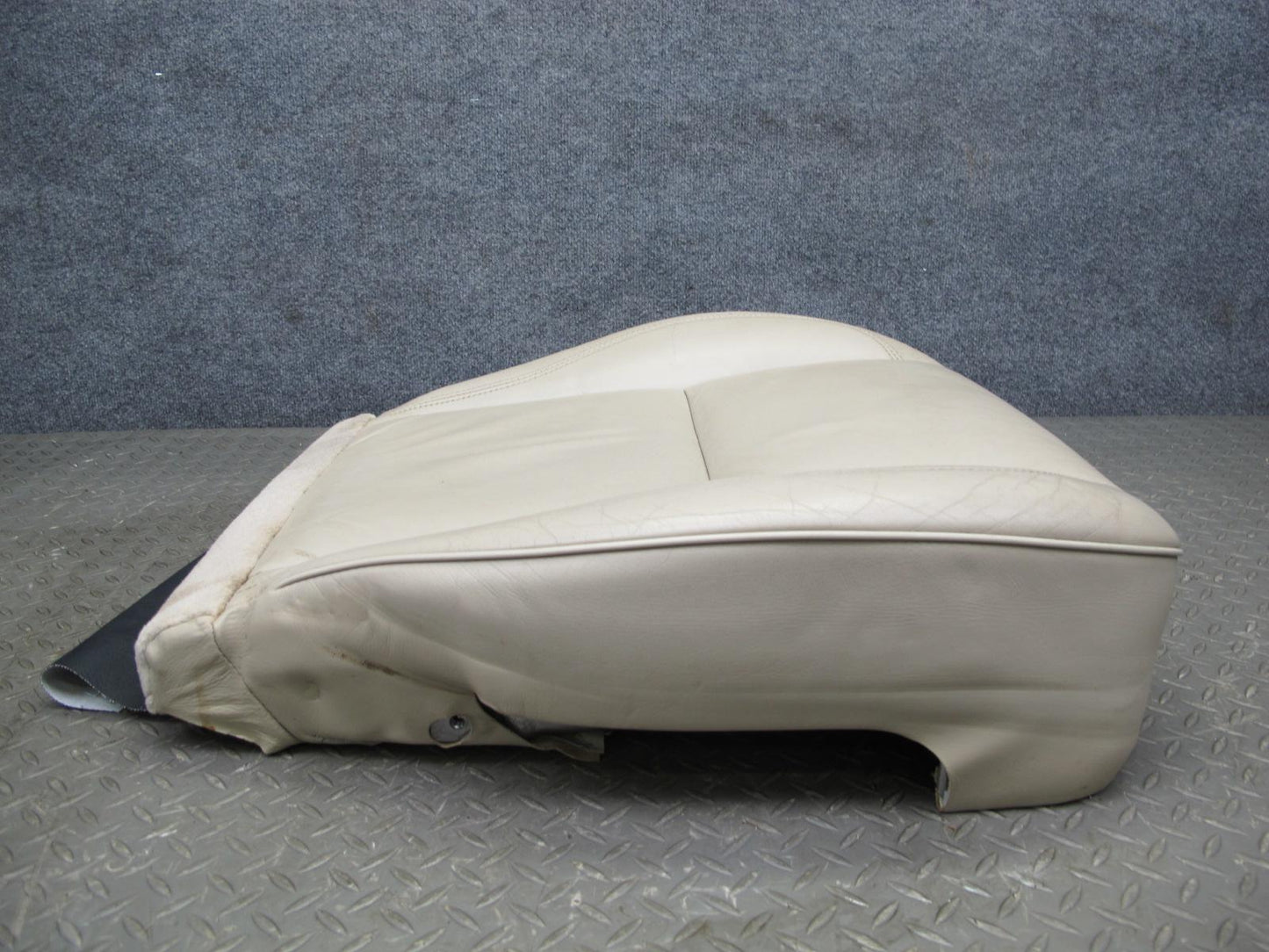 03-05 Lexus JZS160L GS300 Front Right Leather Heat Seat Lower Cushion Ivory OEM
