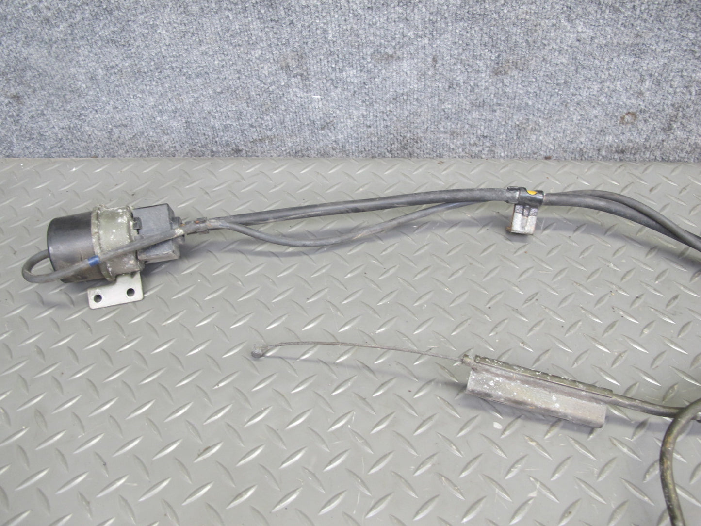 91-99 Dodge Stealth 3000GT FWD NA Cruise Control Actuator Motor & Gas Pedal OEM
