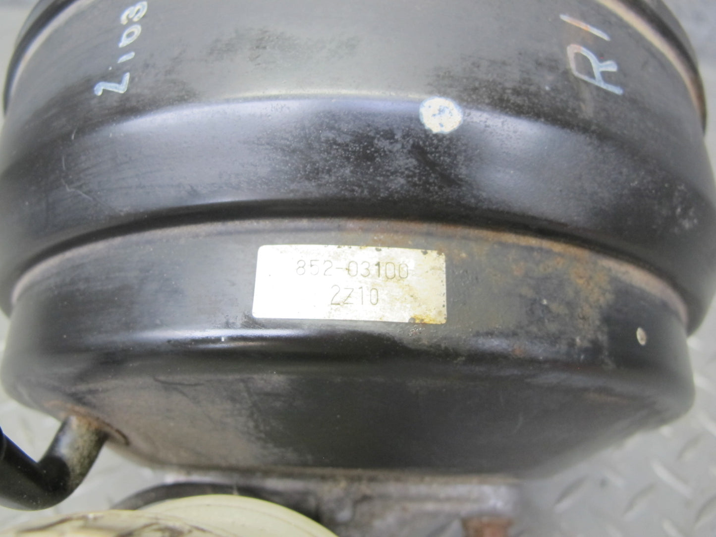 91-99 Dodge Stealth 3000GT Brake Master Cylinder Booster Fluid Reservoir OEM