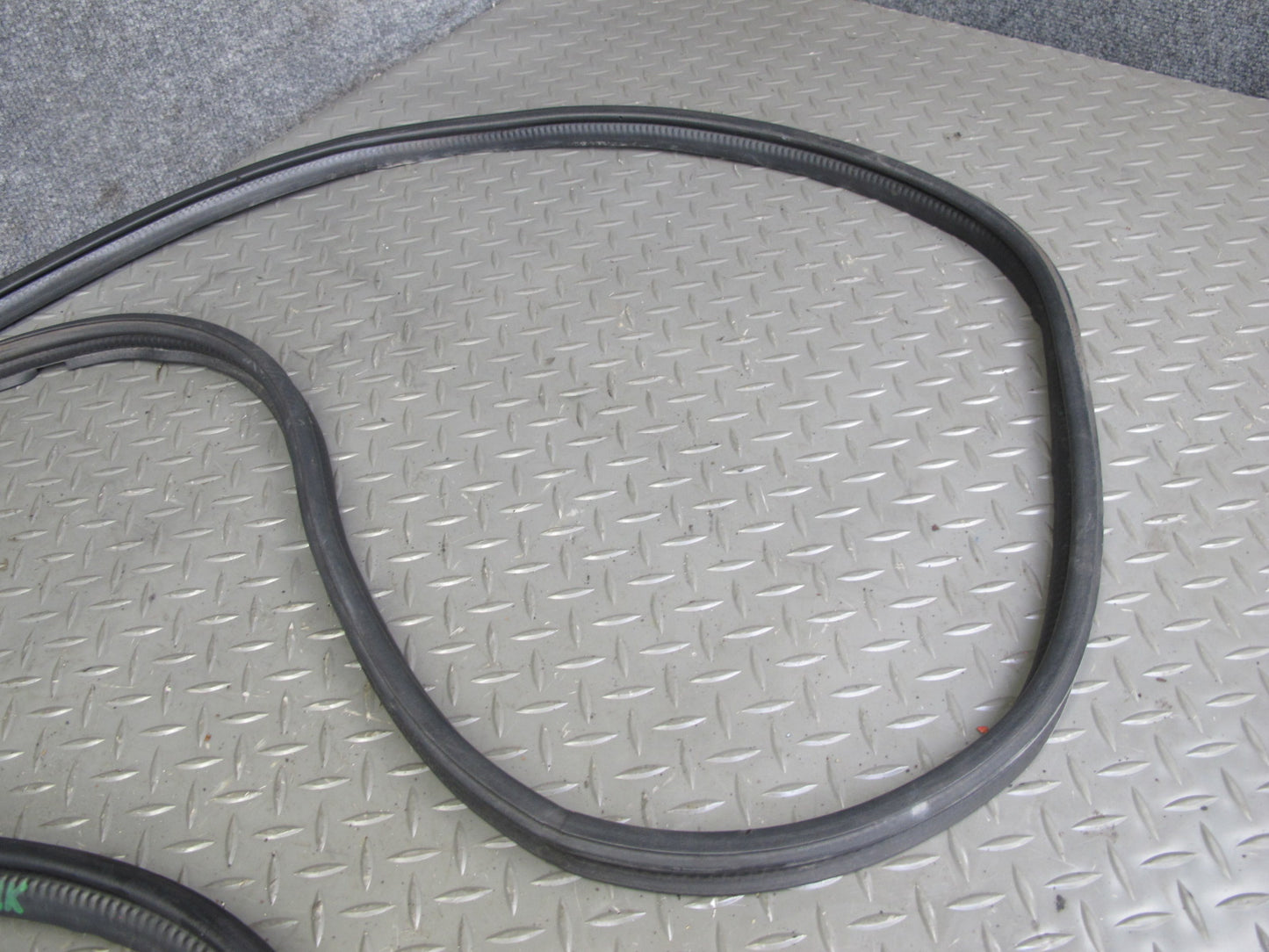 91-99 Dodge Stealth 3000GT Rear Trunk Hatch Lid Weatherstrip Rubber Seal OEM