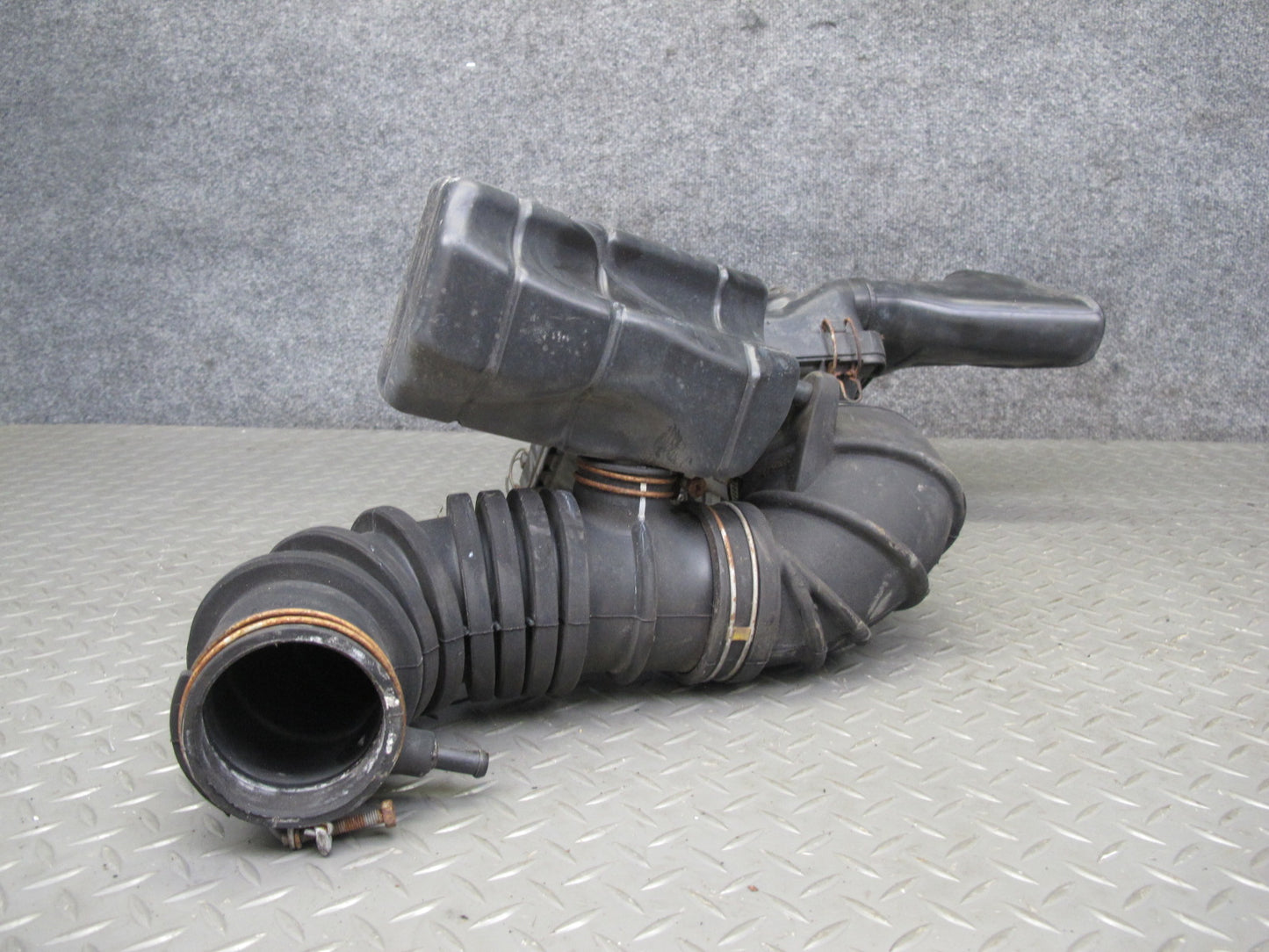 91-99 Dodge Stealth 3000GT 6G72 Dohc Air Intake Filter Box w MAF & Resonator OEM