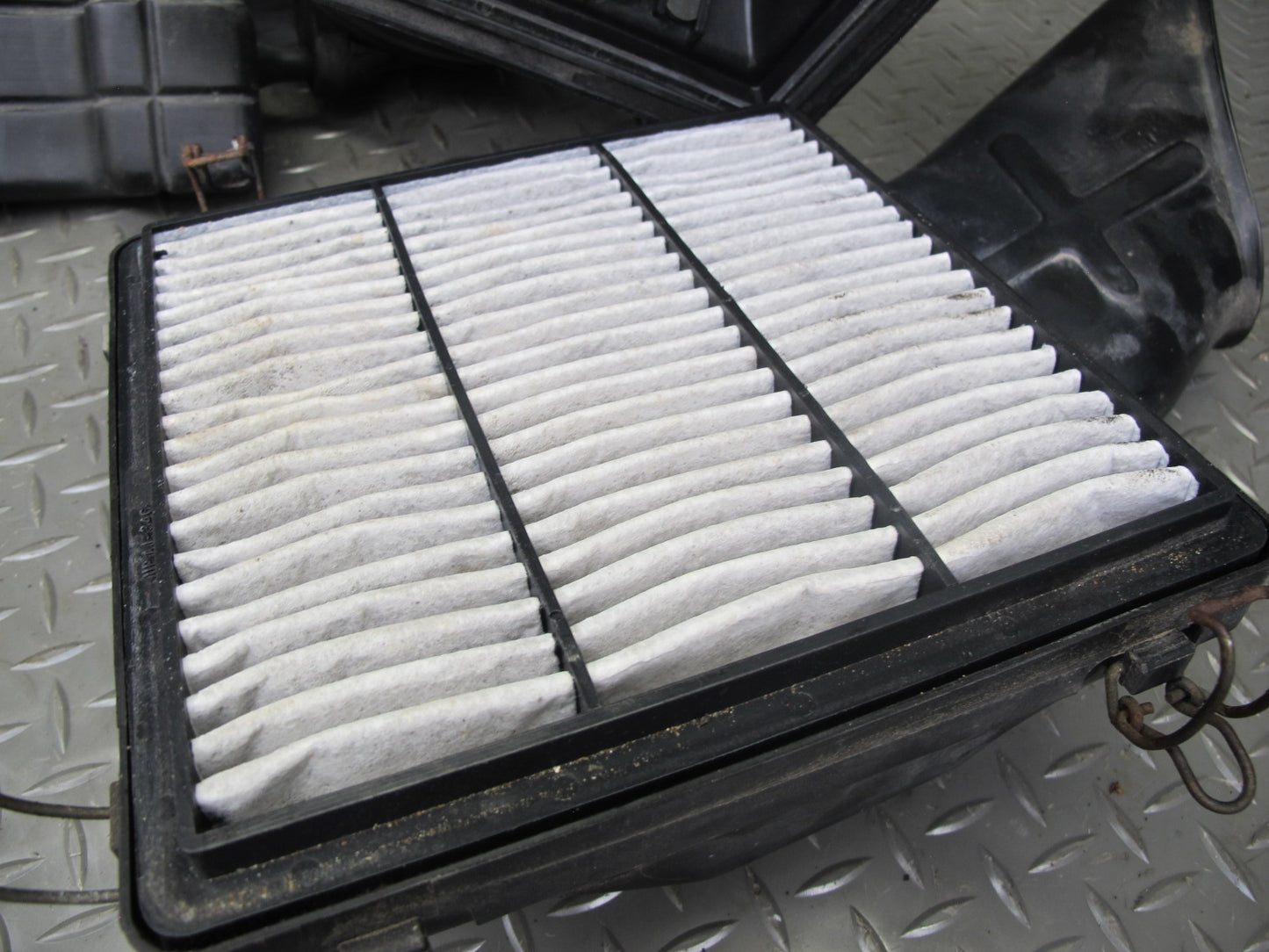 91-99 Dodge Stealth 3000GT 6G72 Dohc Air Intake Filter Box w MAF & Resonator OEM