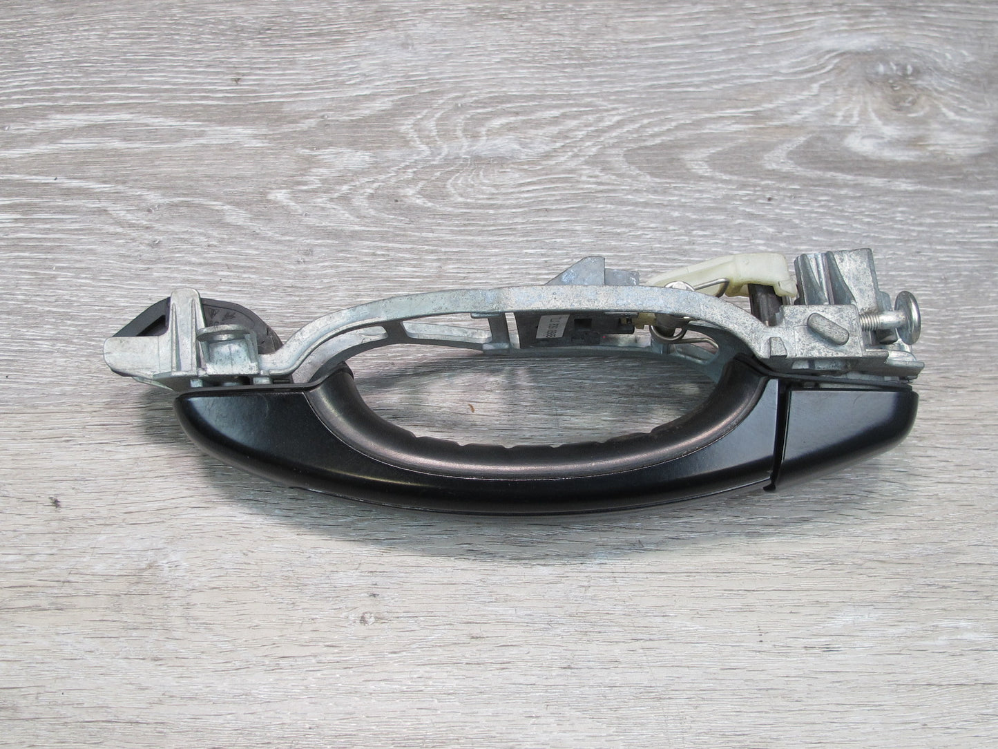 2008-2010 Porsche Cayenne 957 Rear Right Door Exterior Handle