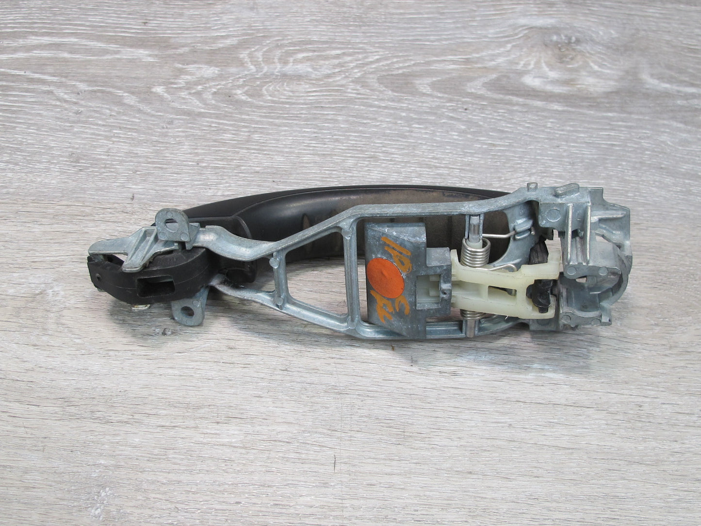 2008-2010 Porsche Cayenne 957 Front Left Door Exterior Handle