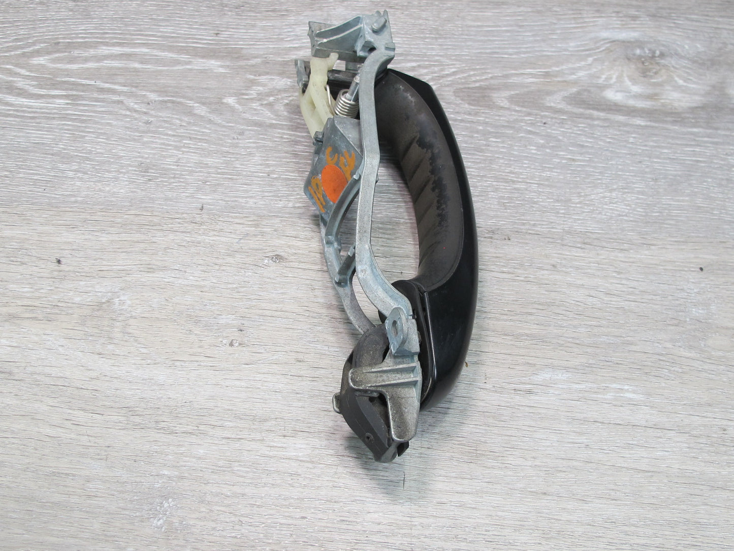 2008-2010 Porsche Cayenne 957 Front Left Door Exterior Handle