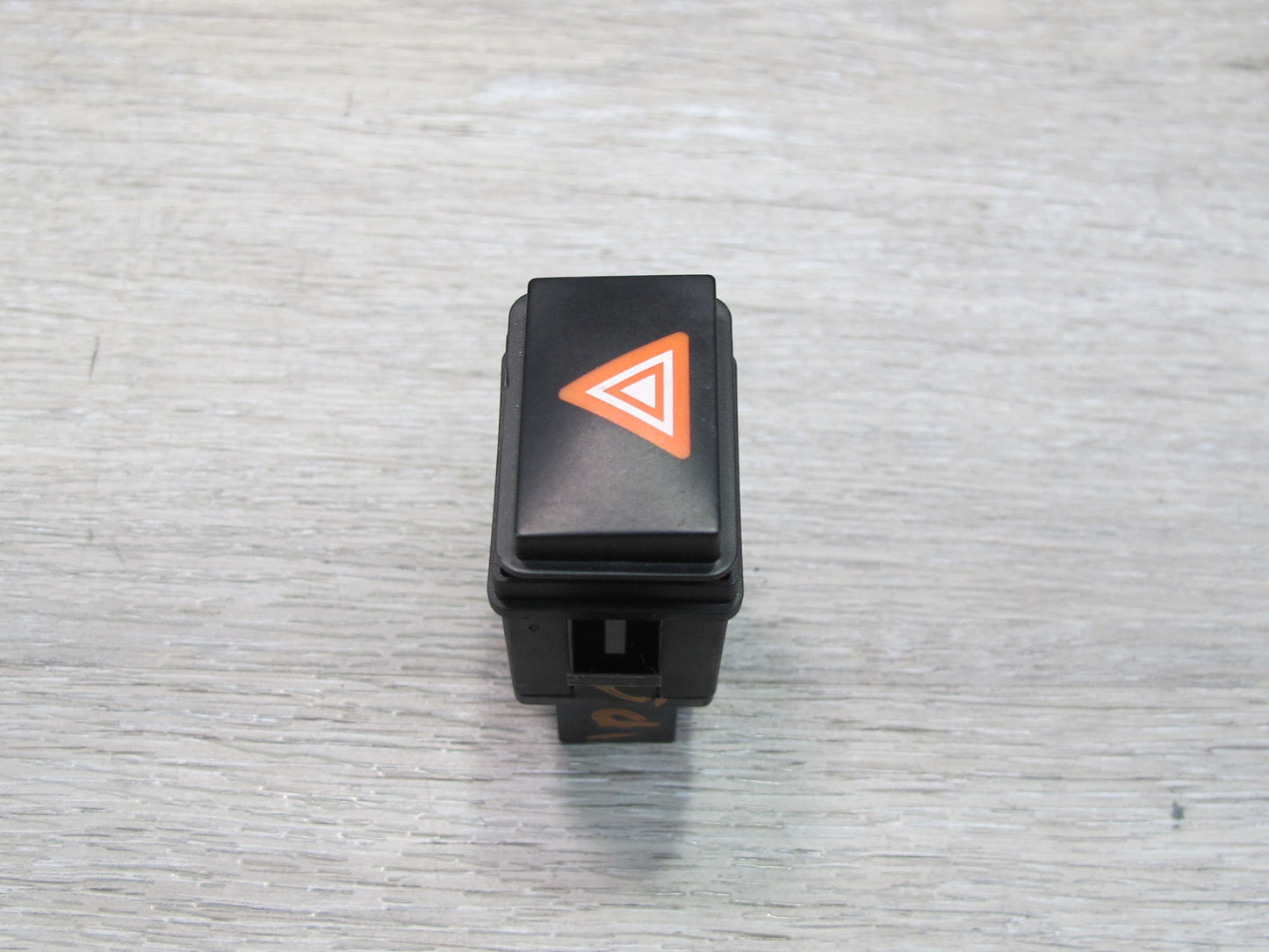 2003-2010 Porsche Cayenne 957 Emergency Hazard Control Switch Button 7L5953235A